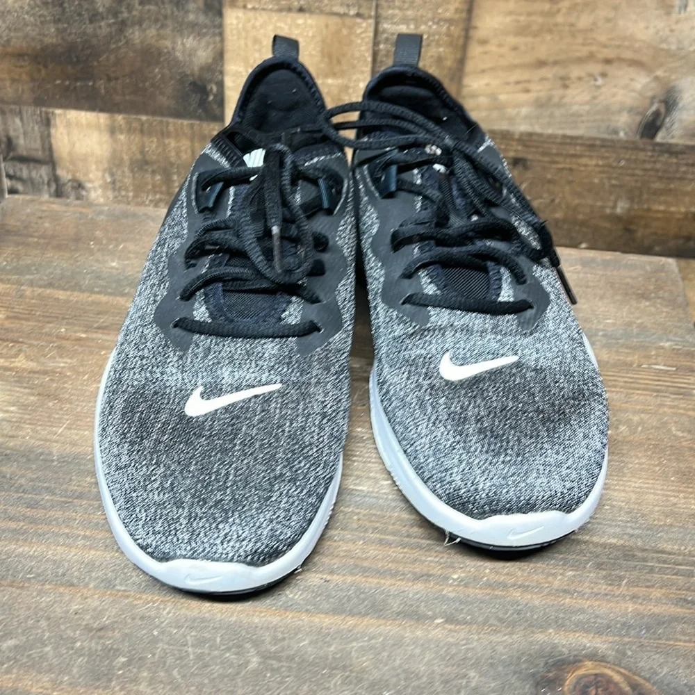 Nike Black Flex Trainer Sneaker Shoes‎ AQ7491-002 Women's Size 7.5